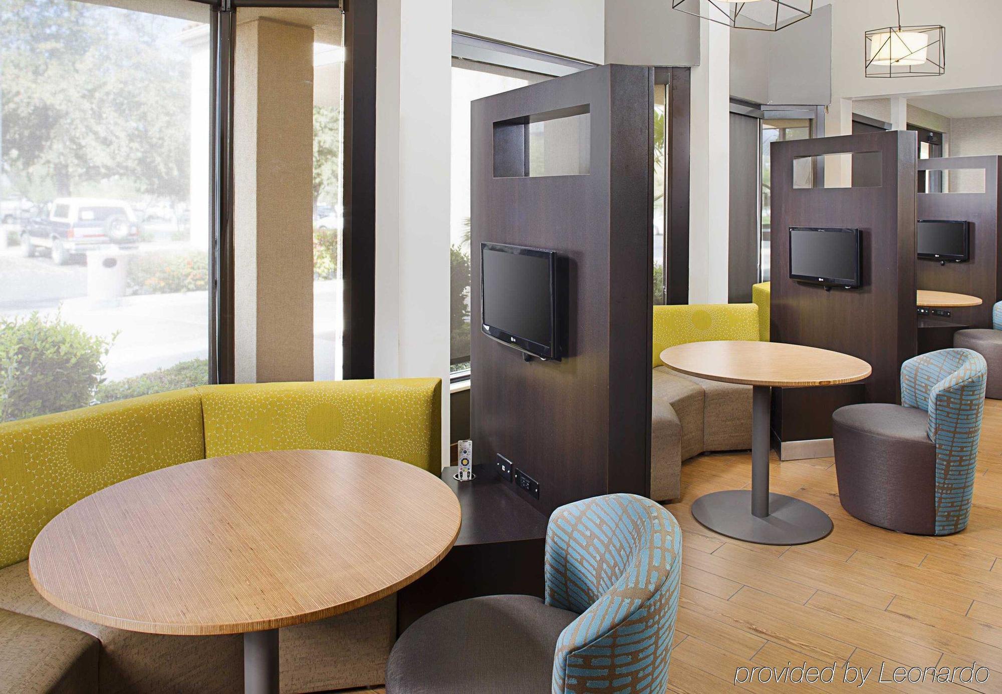 Courtyard By Marriott Tucson Williams Centre Hotel Bagian luar foto