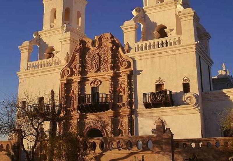 Courtyard By Marriott Tucson Williams Centre Hotel Bagian luar foto