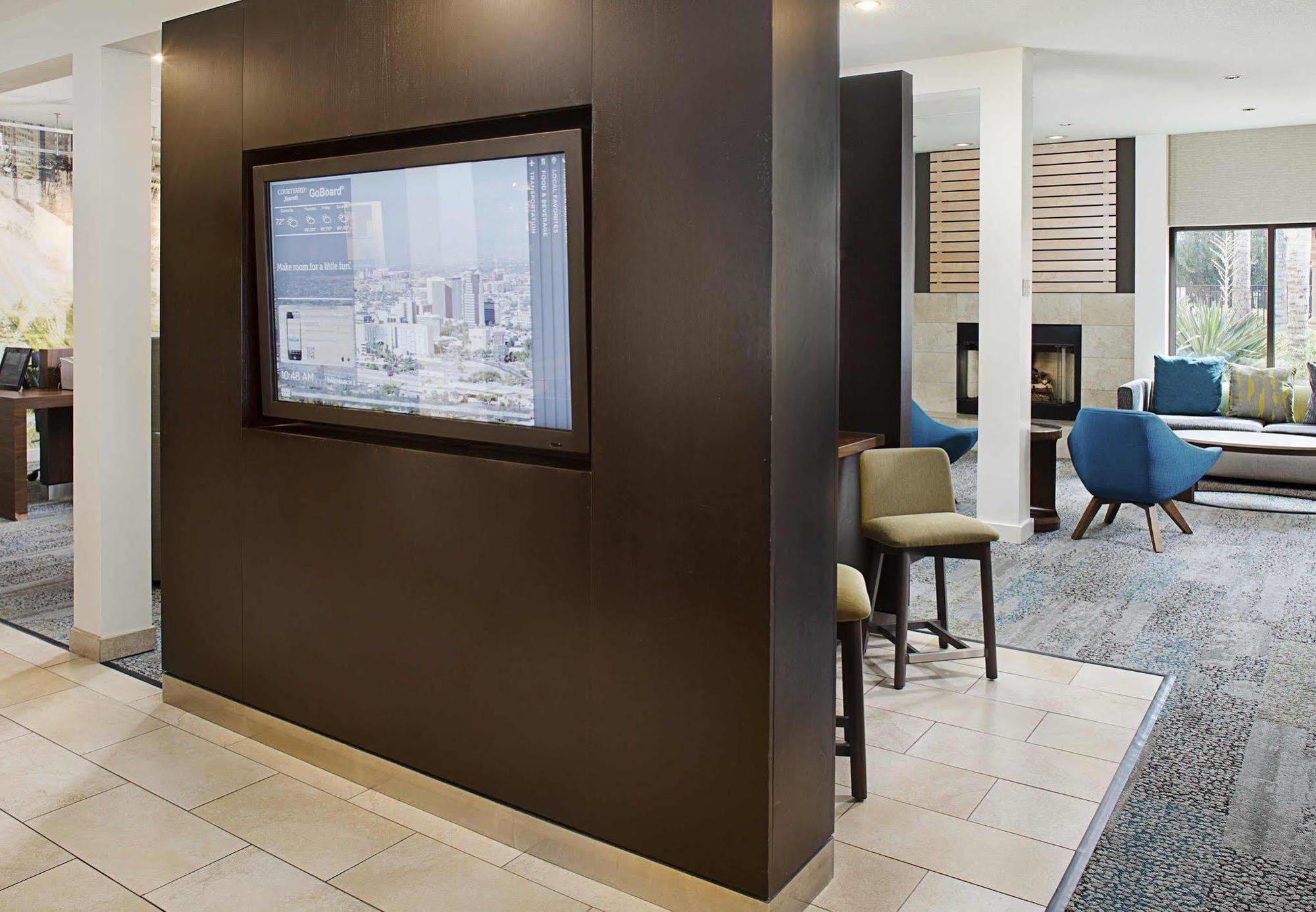 Courtyard By Marriott Tucson Williams Centre Hotel Bagian luar foto