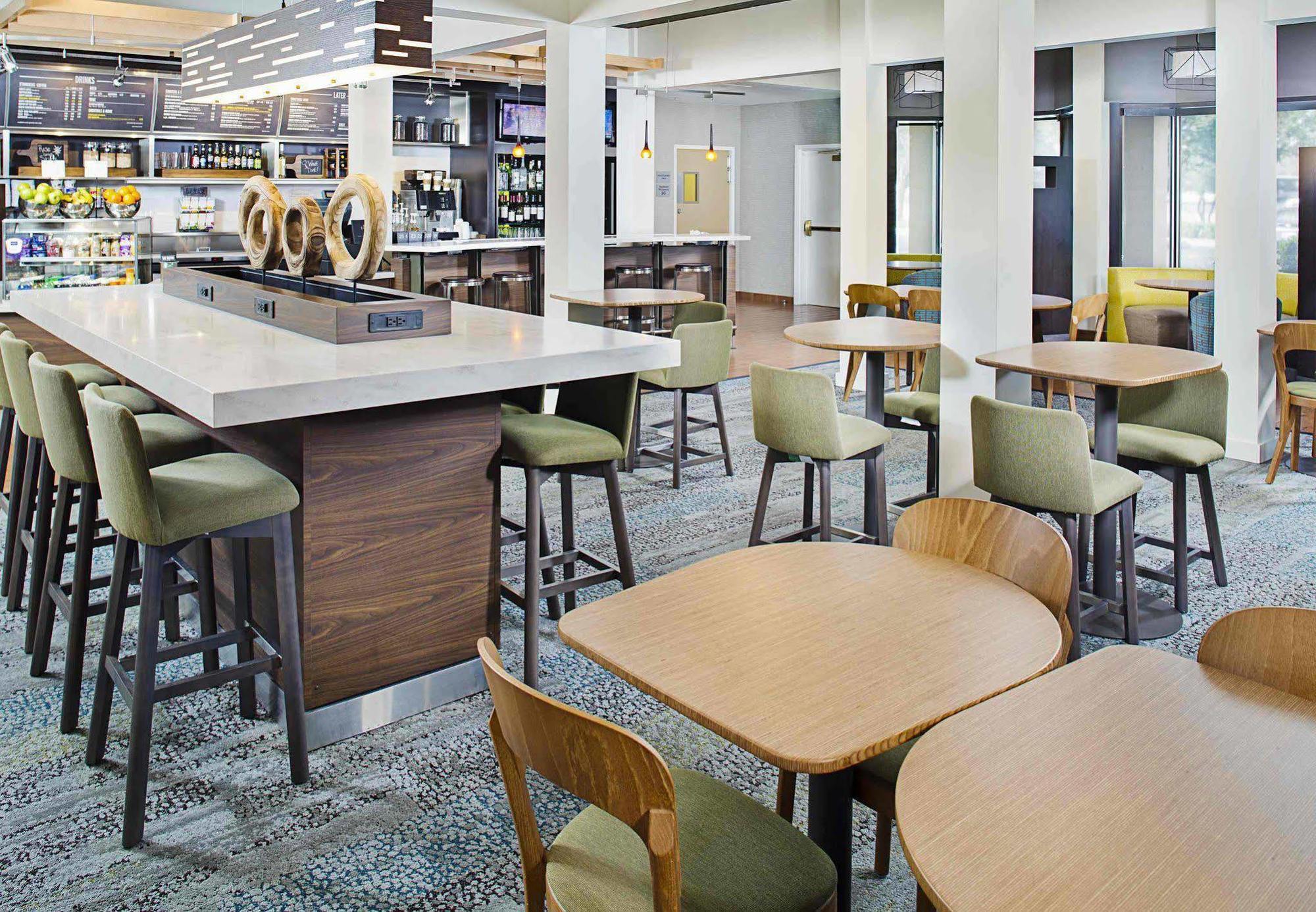 Courtyard By Marriott Tucson Williams Centre Hotel Bagian luar foto